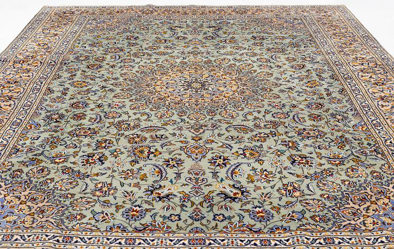 Carpet, Keshan, circa 410 x 295 cm.