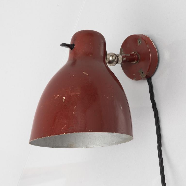 Gunnar Asplund, a model '8502' wall lamp, Arvid Böhlmarks Lampfabrik, Stockholm, 1930s.