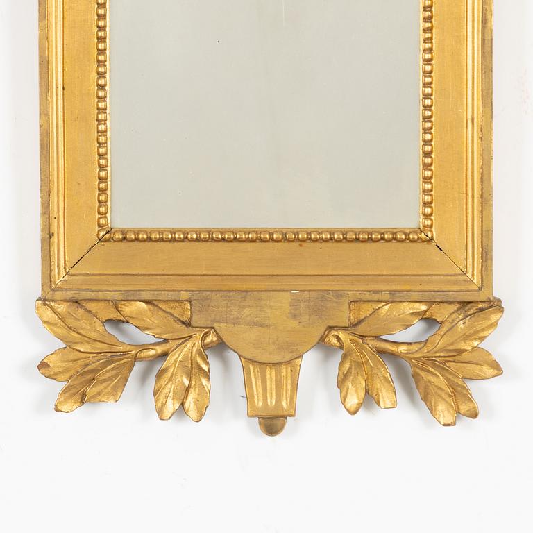 Spegel, gustaviansk, 1700-talets slut.