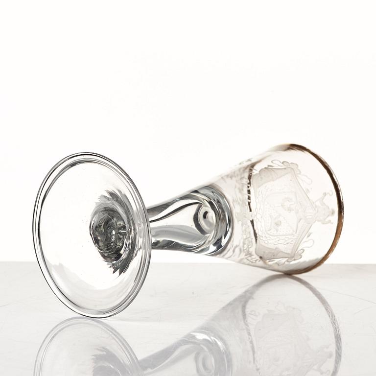 Spetsglas, graverat vapen för Lütkeman, 1700-tal.