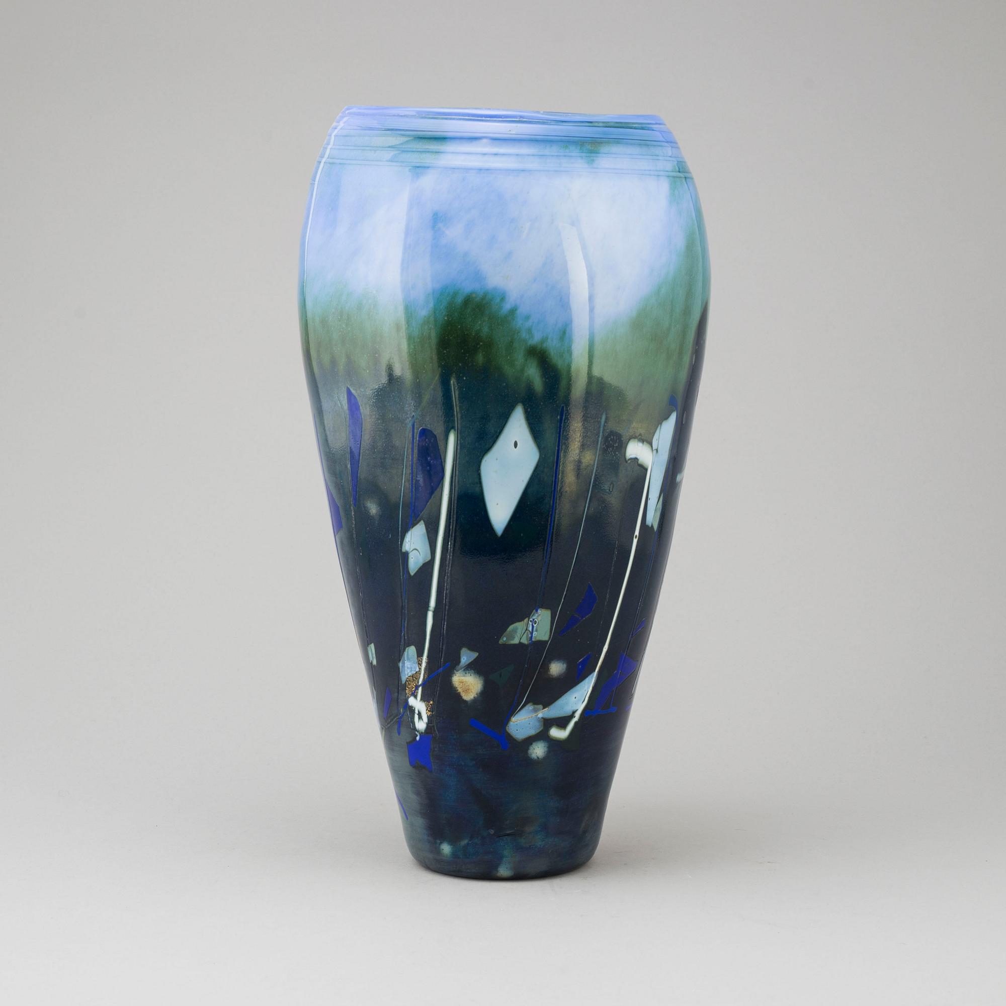 GOLVVAS, glas, Maud Bugge, Hadeland glasbruk Norge, 2001.