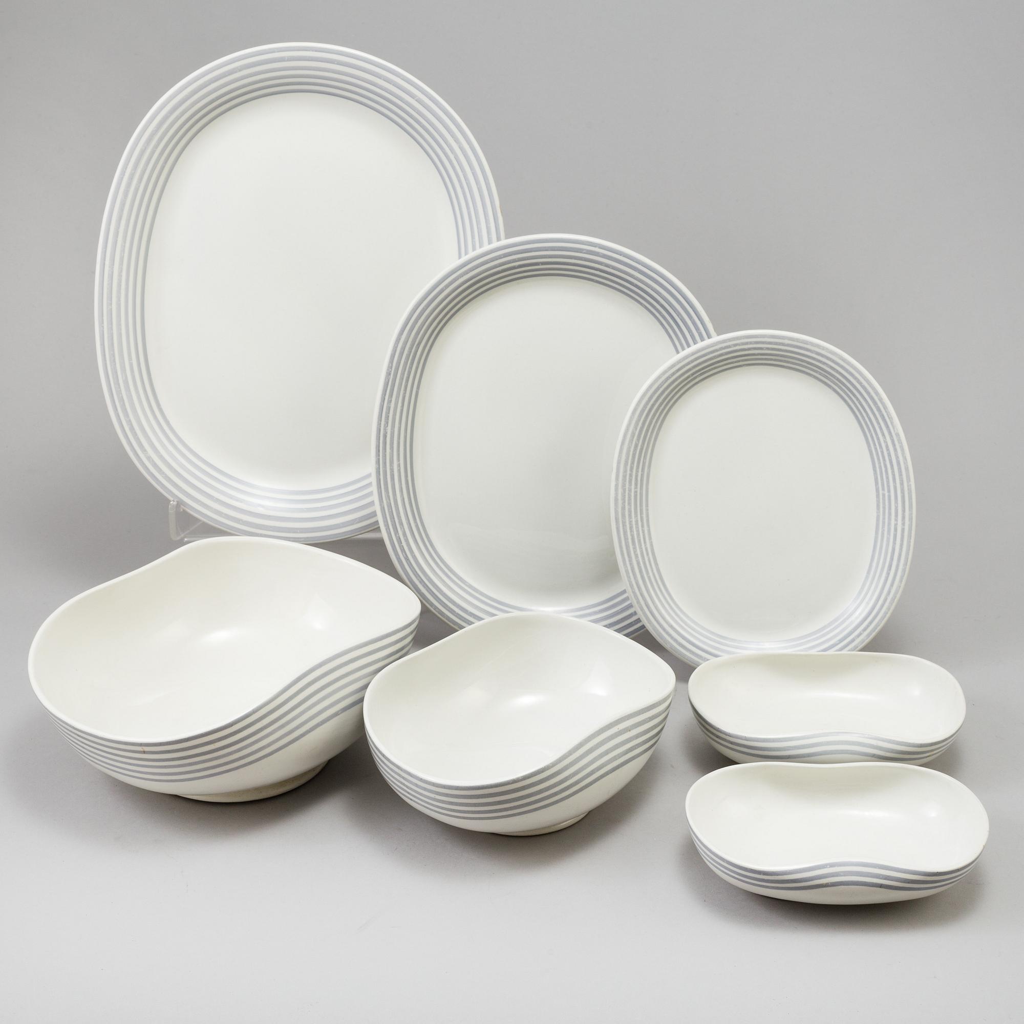 WILHELM KÅGE, 36 servisdelar, flintporslin,  "Grå ränder", Gustavsberg 1945-1969.