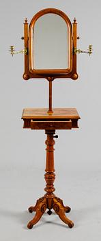 TOALETTSPEGEL MED BORD, nyrenässans, sent 1800-tal.
