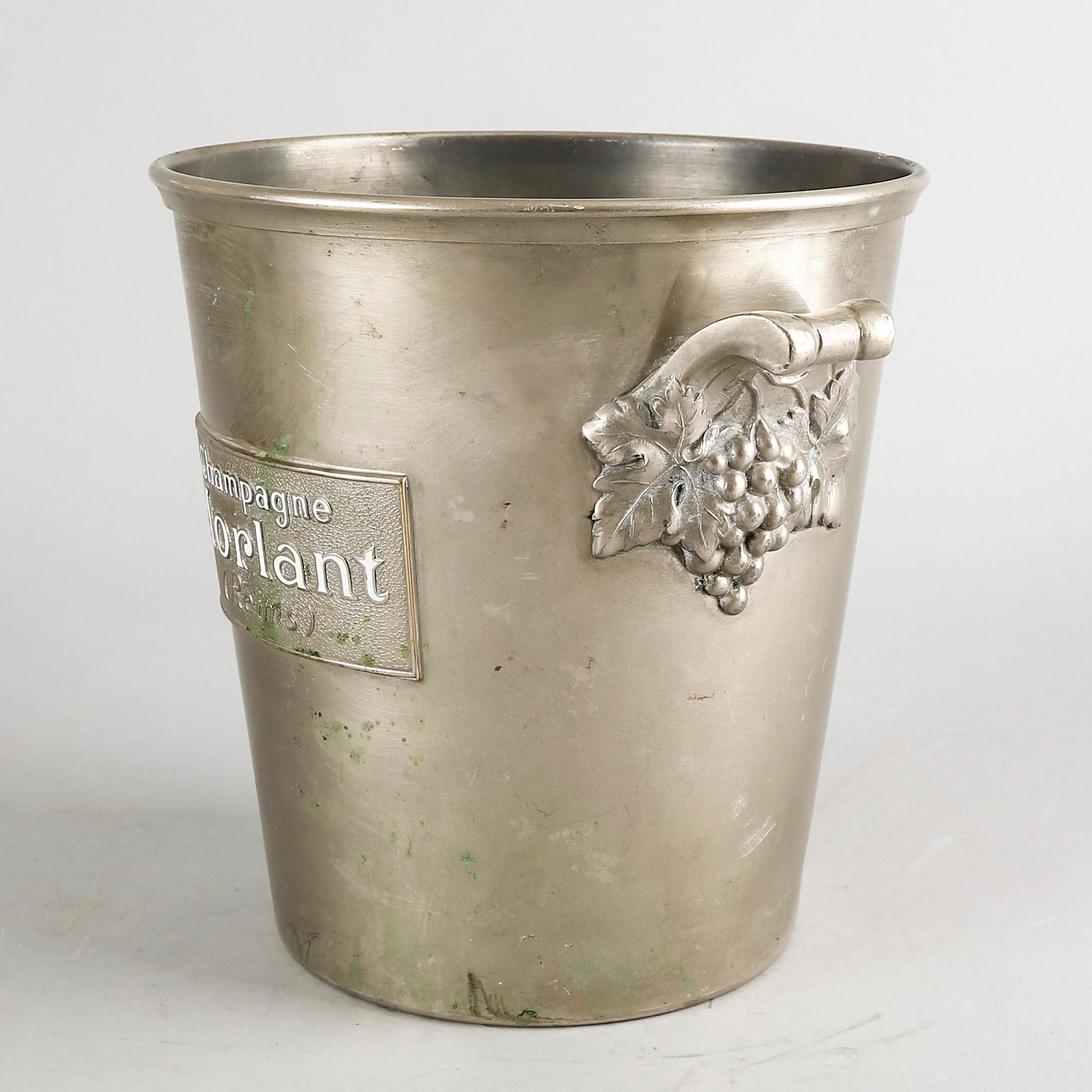 An firts half 20th century Morlant Champange cooler, Reims, France.