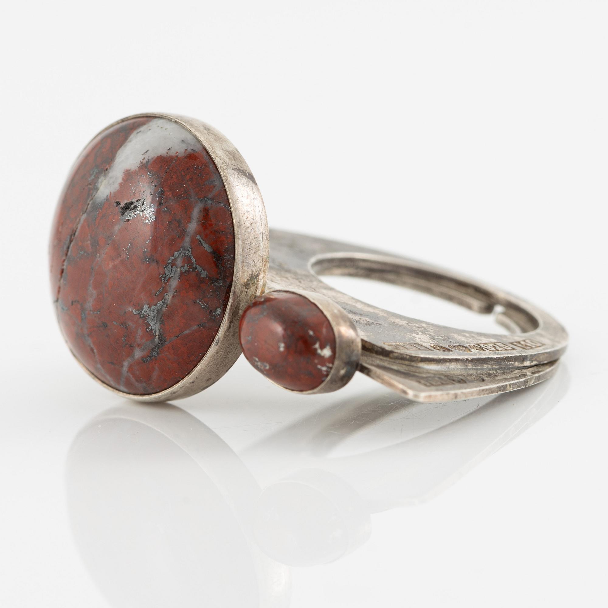 Jan-Christer Lundqvist, ring, silver, with red stones, Skövde 1985.