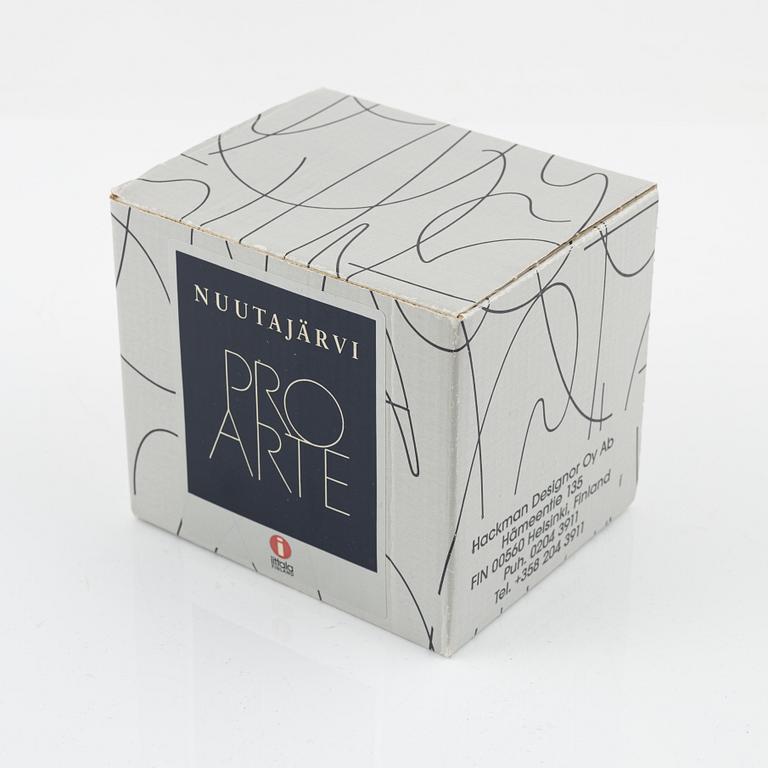 Oiva Toikka, Årskub Sign. Oiva Toikka, Nuutajärvi 1998, 504/2000.