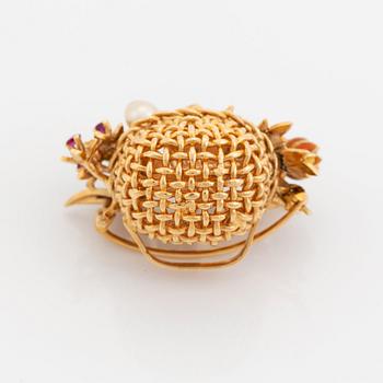 A WA Bolin basket brooch 18K gold and enamel, design Barbro Littmarck.