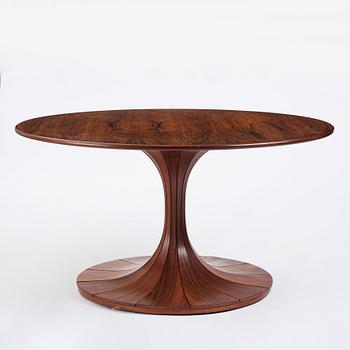 Karl Erik Ekselius, a rosewood veneered dining table, J.O. Carlssons Möbel AB, Vetlanda, 1960-70s.