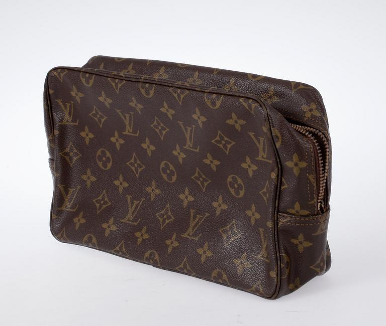 NECESSÄRER, Louis Vuitton, 2 st.