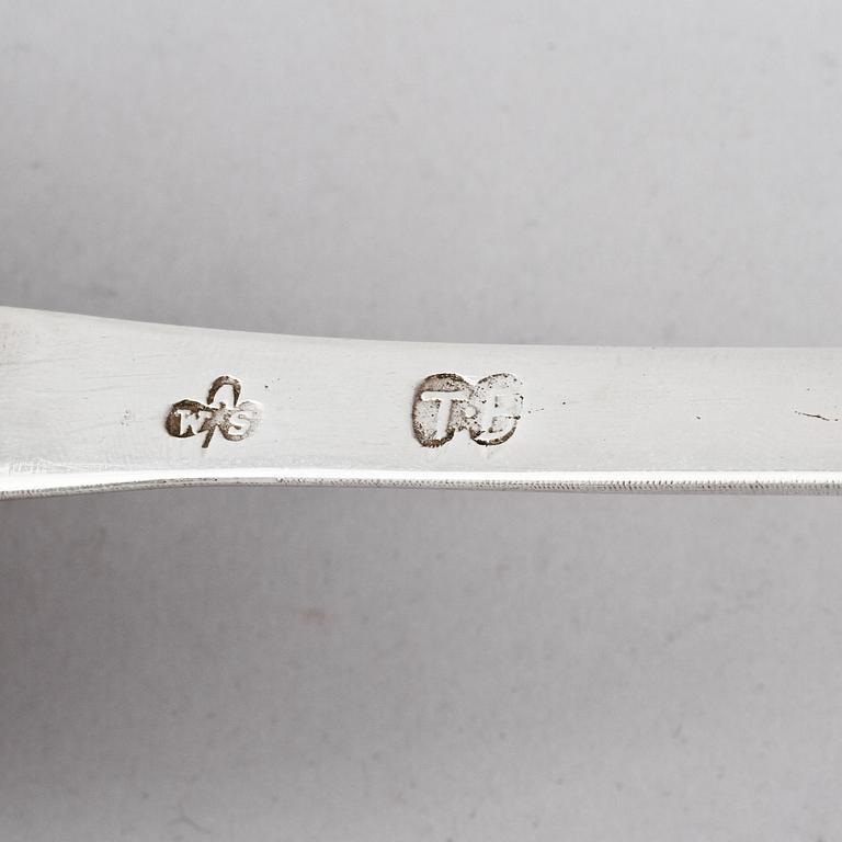 RAGUSKED, silver, möjligen England, 1800-tal. Vikt 195 g.