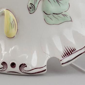 RÖRSTRAND, a creamware tureen with cover "Rörstrandia", mid 20th century.