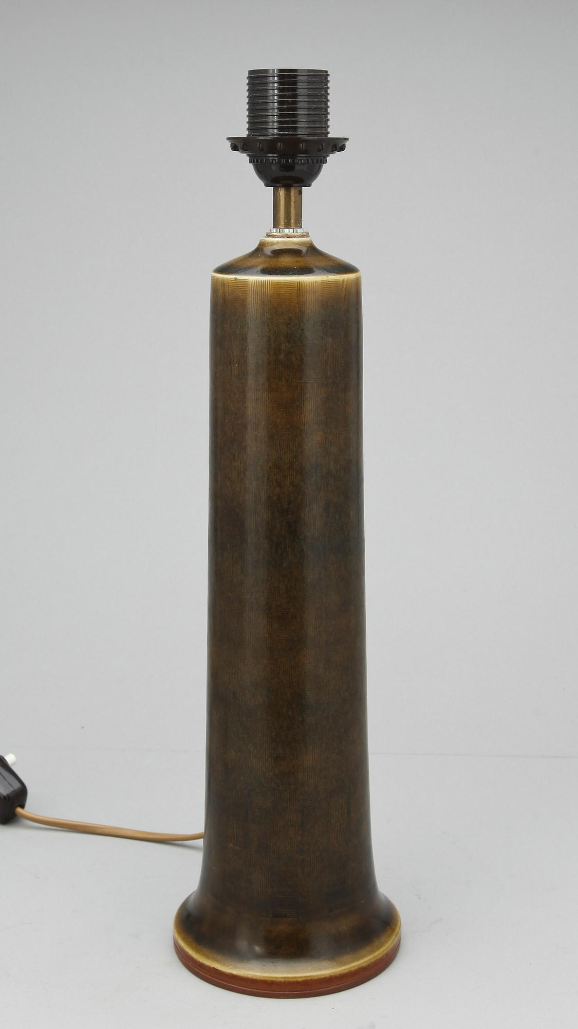 LAMPFOT, stengods, Berndt Friberg, sign o märkt med studiohanden.