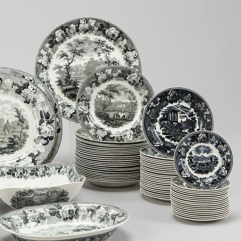 Wedgwood, astiasto, 134 osaa, "Landscape" fajanssi, Englanti 1800-luvun loppu.