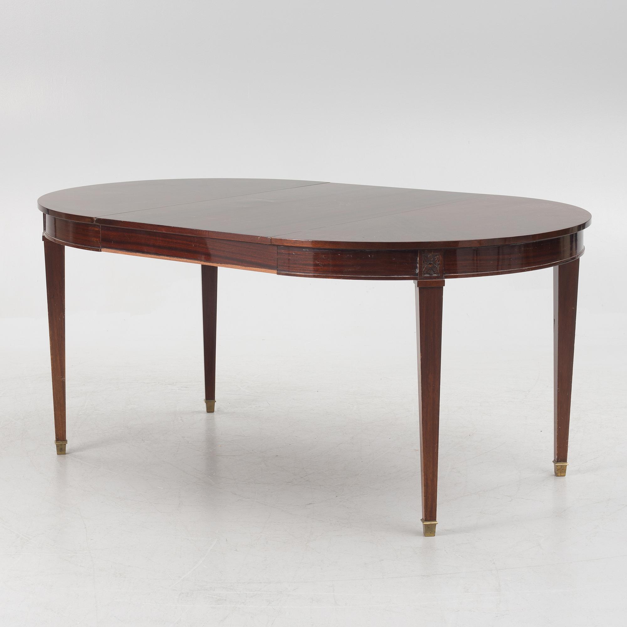 Dining table, second half of the 20th century.
