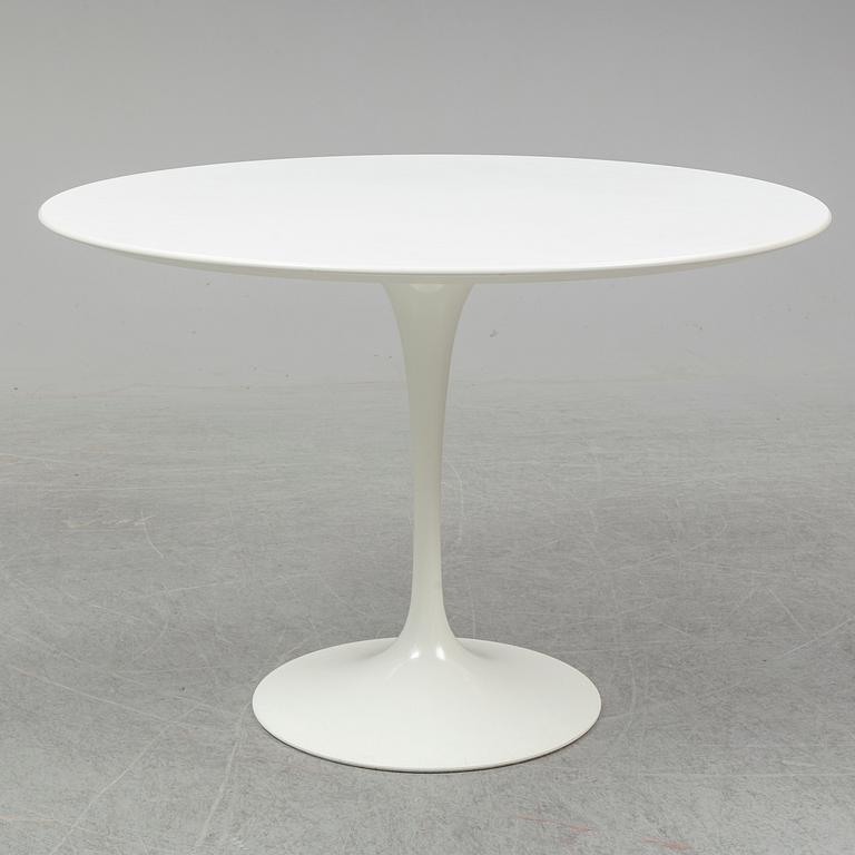EERO SAARINEN,  Tulip table, Knoll.