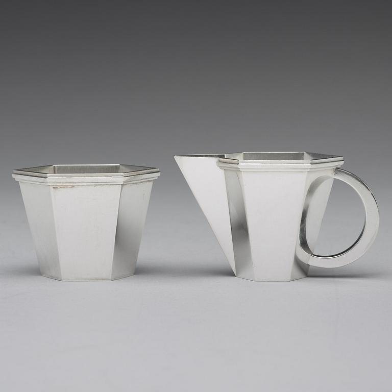 Wiwen Nilsson, a sterling set with tray, creamer, sugar bowl and a pair of tongues, Lund, Sweden 1964-69.