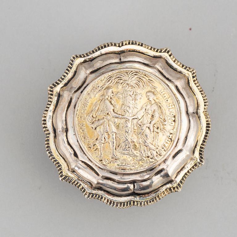A Swedish 18th century parcel-gilt silver snuff-box, remarked Johan Malmstedt, Goteborg 1793.