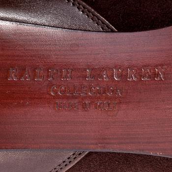 RALPH LAUREN, a pair of brown suede and leather boots. Size US 9 B.