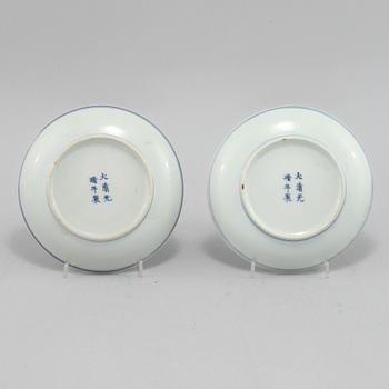 SKÅLFAT, 2 st, porslin, Kina, Kangxi, (1662 - 1722).