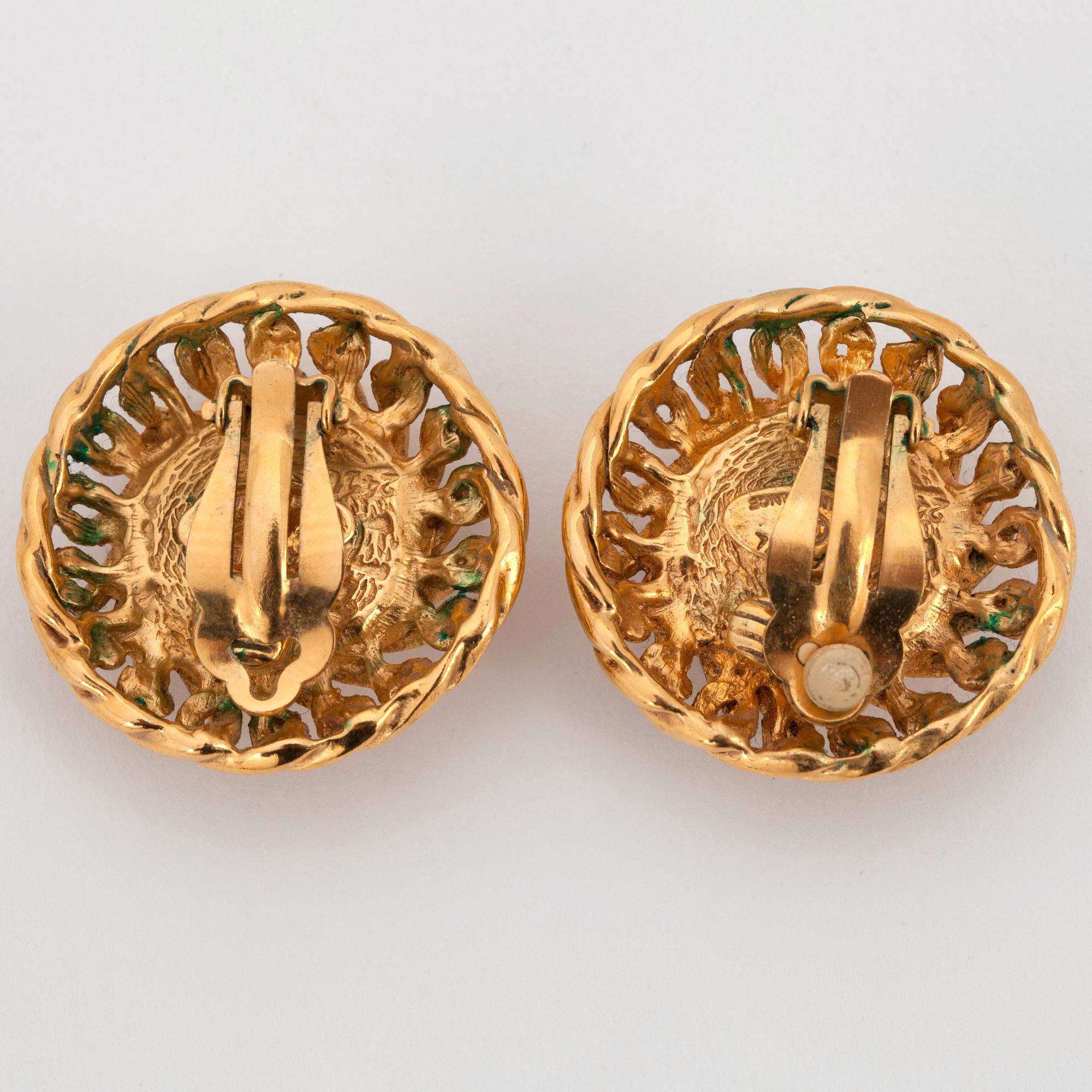 CHANEL, a pair of clip earings.