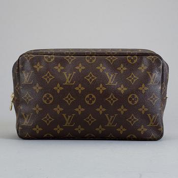 NECESSÄR, "Trousse Toilette 28 ", Louis Vuitton.