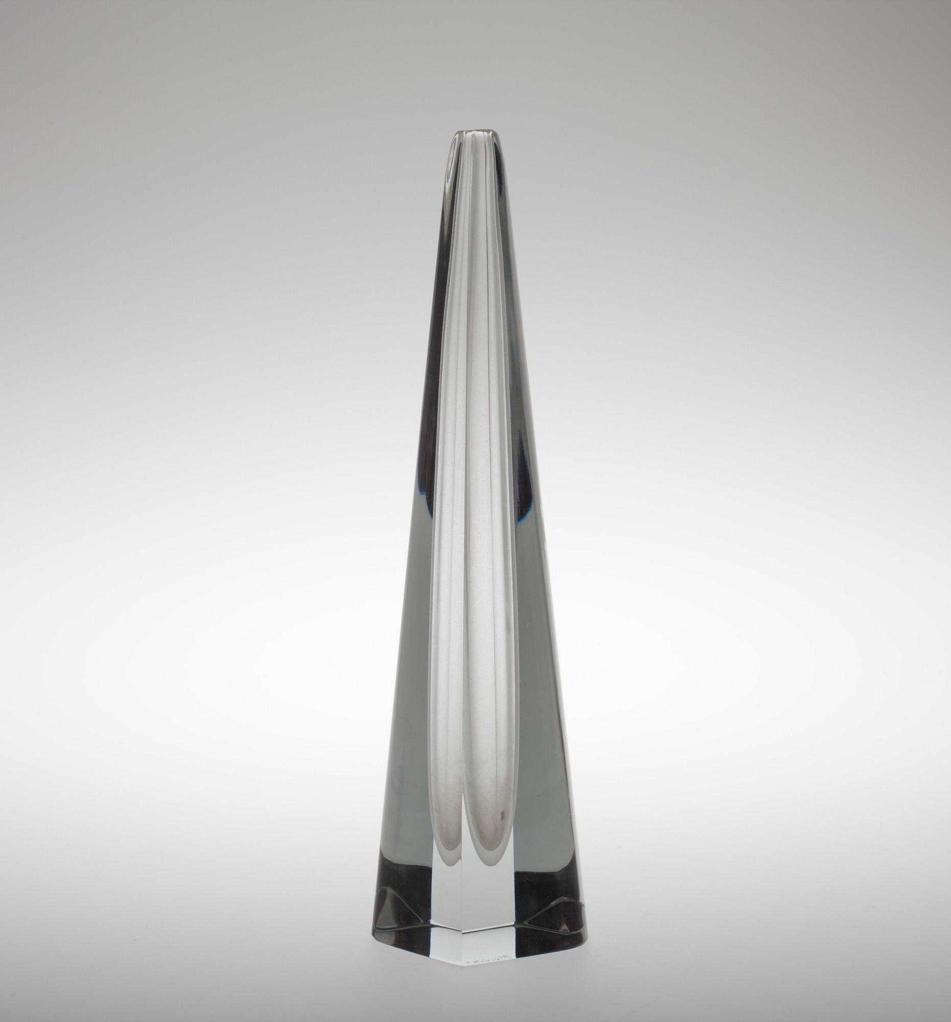 Kaj Franck, A GLASS SCULPTURE.