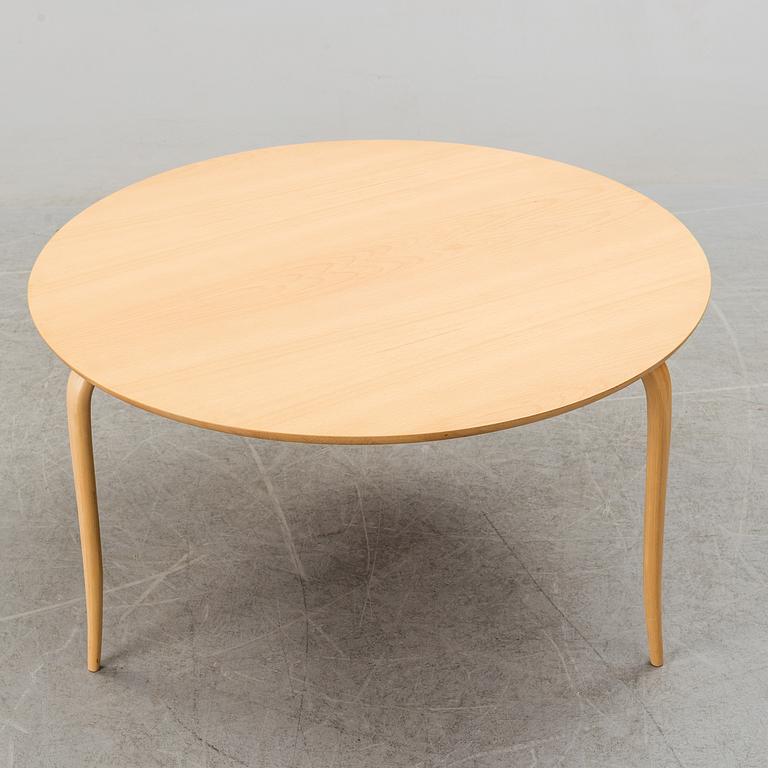 BRUNO MATHSSON, soffbord, "Annika", Firma Karl Mathsson, Värnamo, 1971.