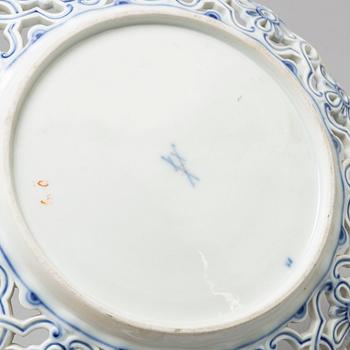 MAT- och KAFFESERVIS, 39 delar, porslin. Tyskland, Meissen, 1900-tal.