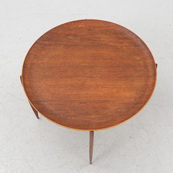 H. Engholm och Svend Åge Willumsen, a 1960s teak model 4508 tray table from Fritz Hansen, Denmark.