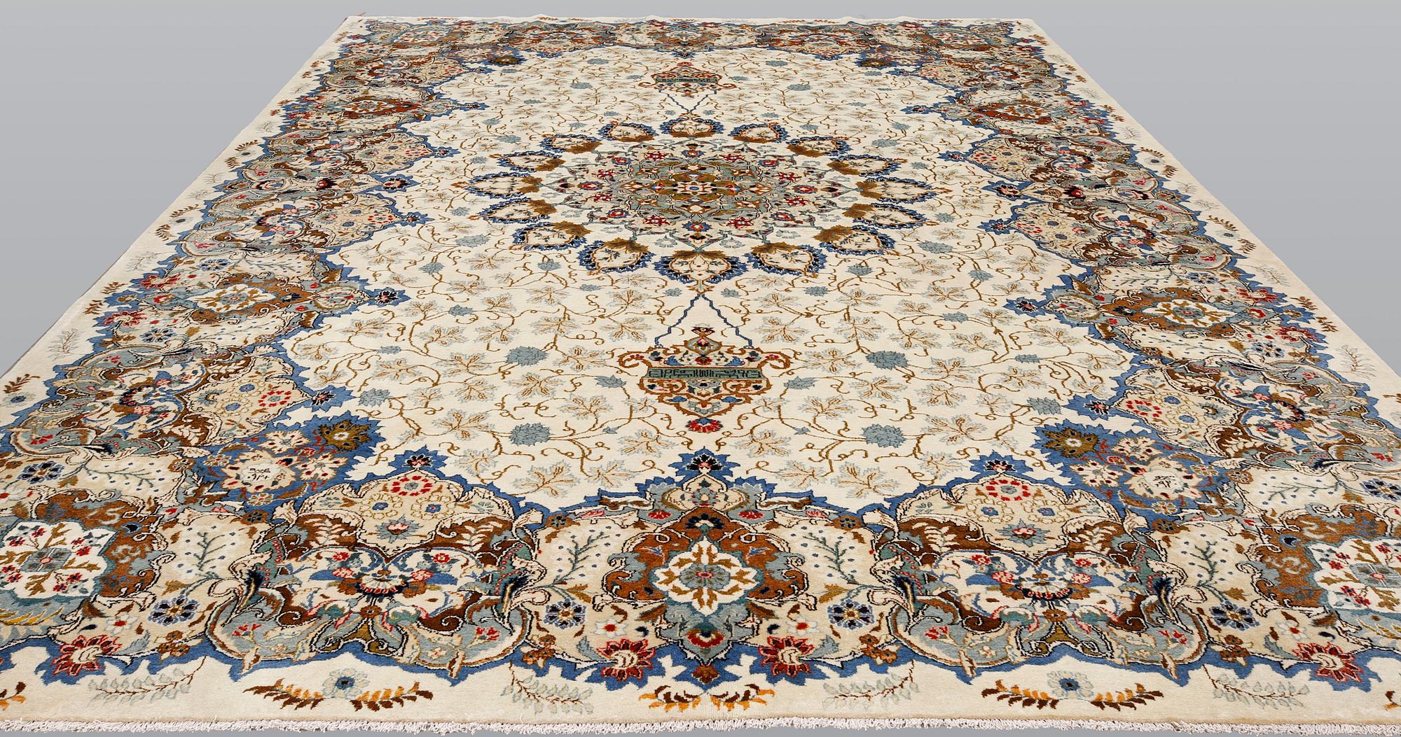 Matta, Royal Keshan, ca 425 x 300 cm.