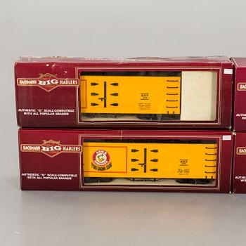 BACHMANN BIG HAULERS, 6 WAGONS.