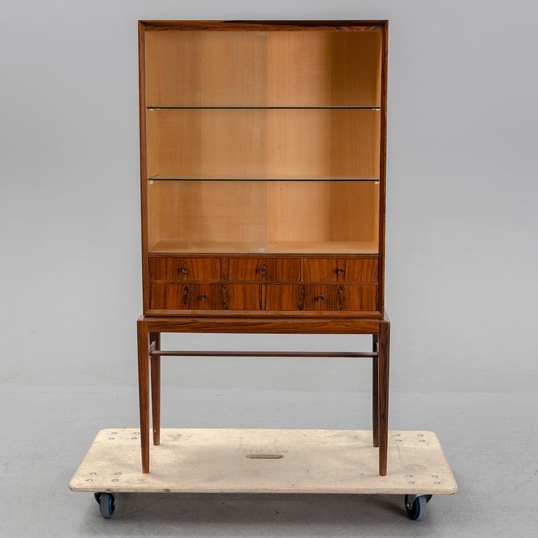 A 'Cortina' vitrine cabinet by Svante Skogh, designed around the year 1956.