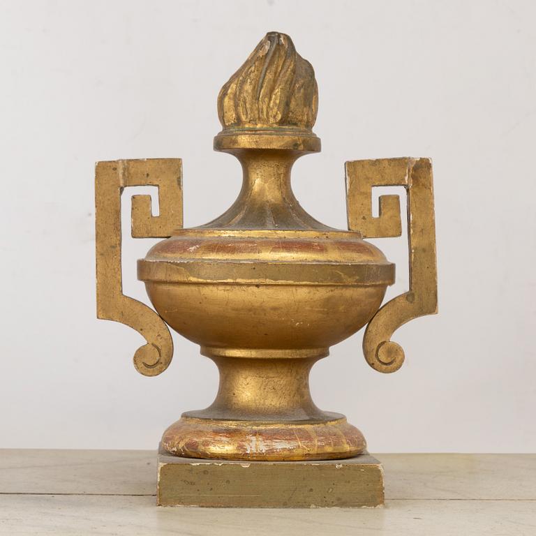 Spegel med konsolbord, senempire ca 1830-40-tal.