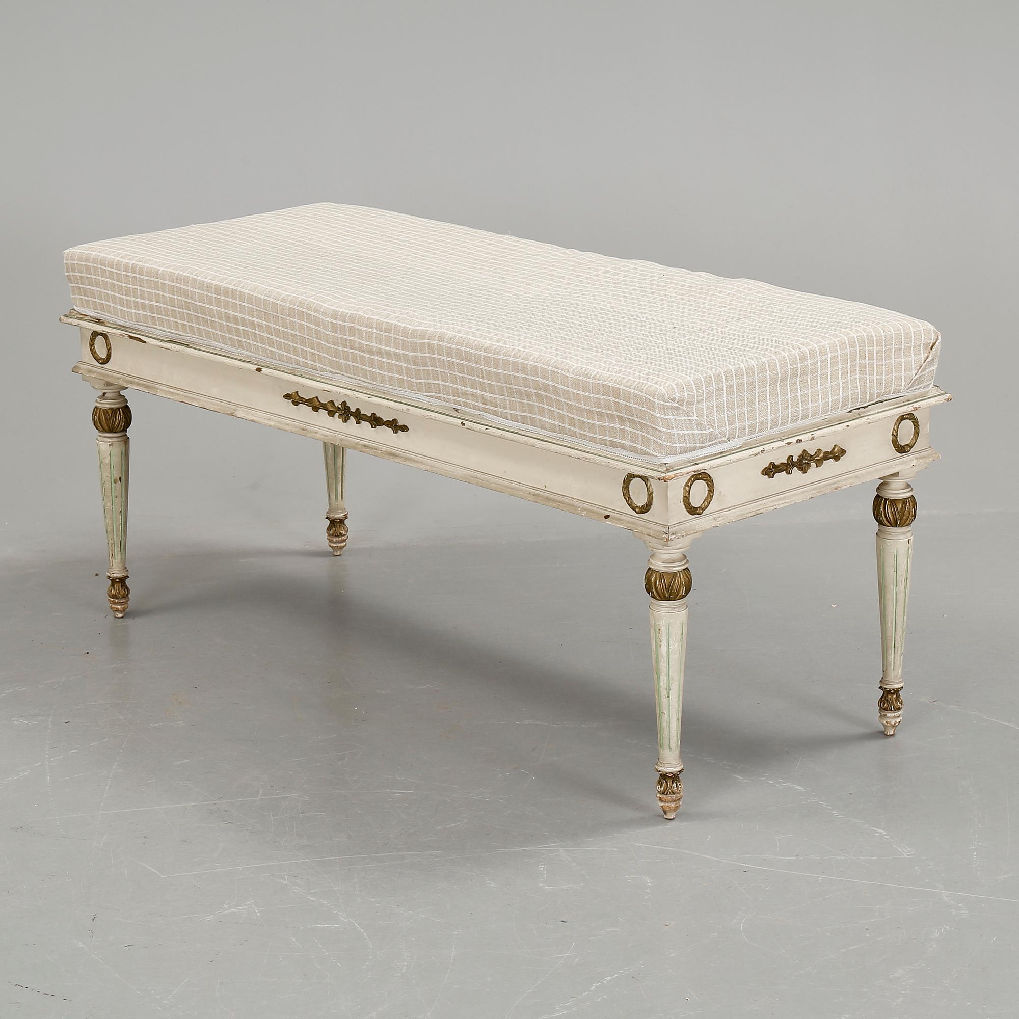 TABURETT, gustaviansk stil, 1900-tal.