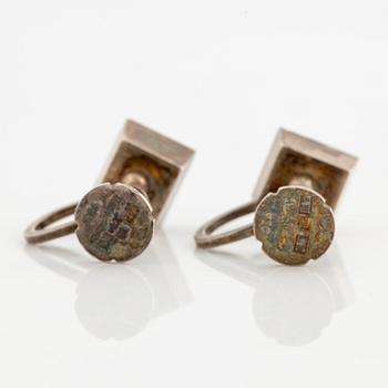 Wiwen Nilsson, a pair of earrings, silver with rock crystal, Lund 1955.