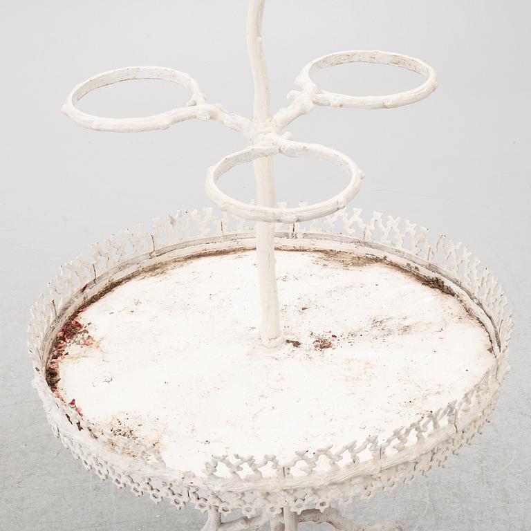 Flower table, first half of the 20th century.