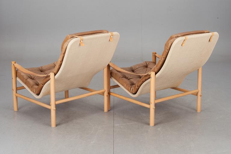 FÅTÖLJER, ett par, "Junker", Bror Boije, Dux, 1900-talets andra hälft.