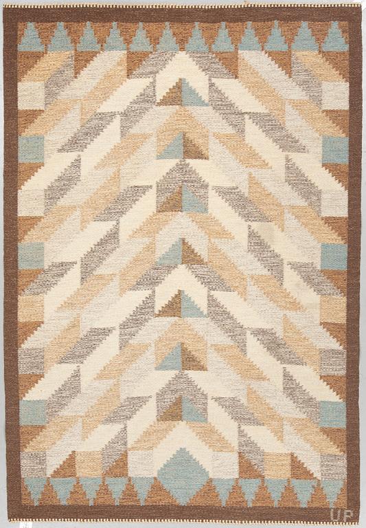 A swedish 1960's - 1970's flat woven carpet, signed UP, (Ulla Parkdahl), around 203 x 141 cm.