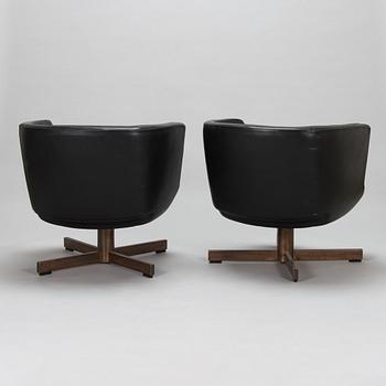 Antti Nurmesniemi a pir of armchairs made to order  1958.