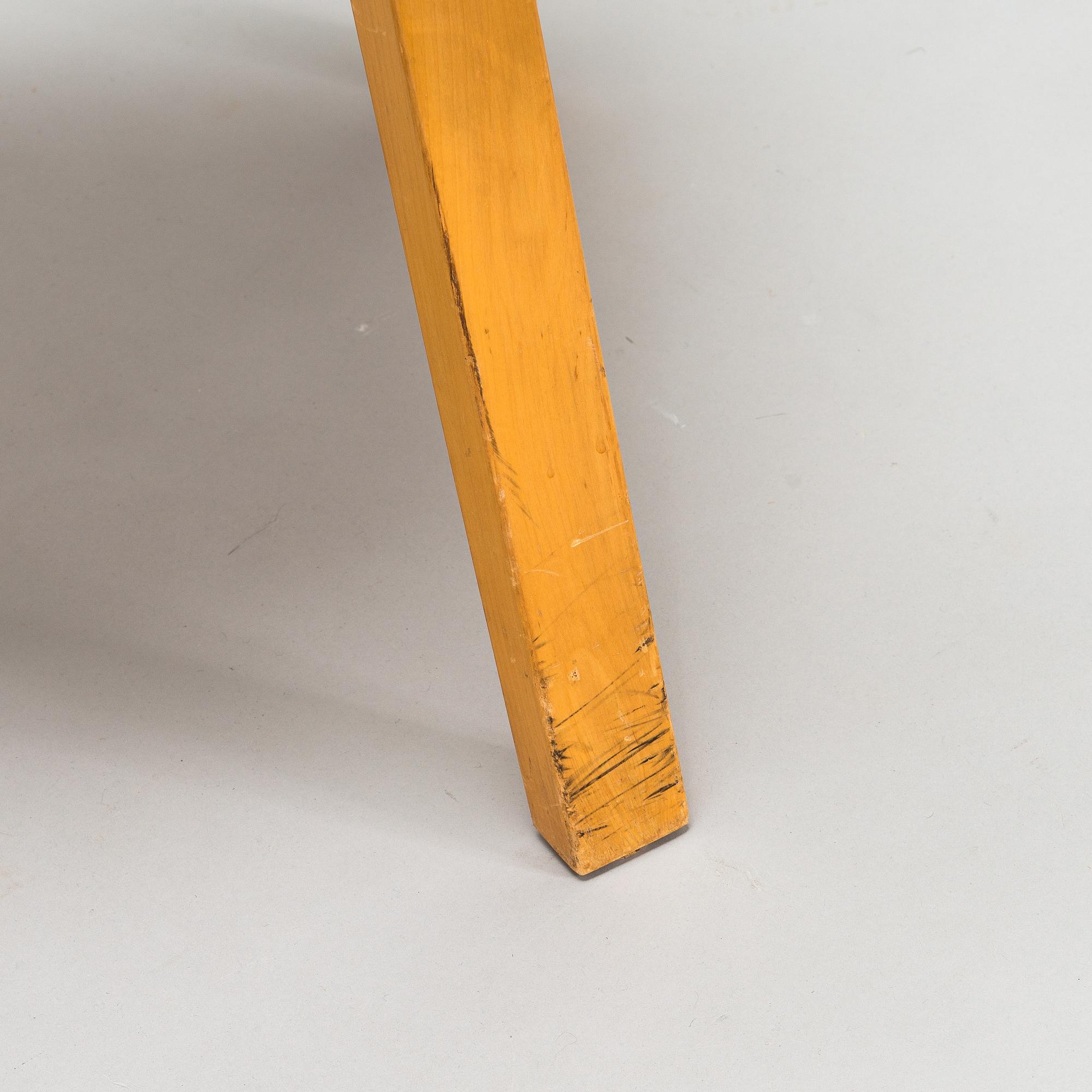 Alvar Aalto, A pair of early 1960s model 69 chairs for O.Y. Huonekalu- ja Rakennustyötehdas A.B.