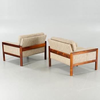 A pair of 1960/70s armchairs, model 599, designed by Fredrik Kayser for Vatne Møbler.