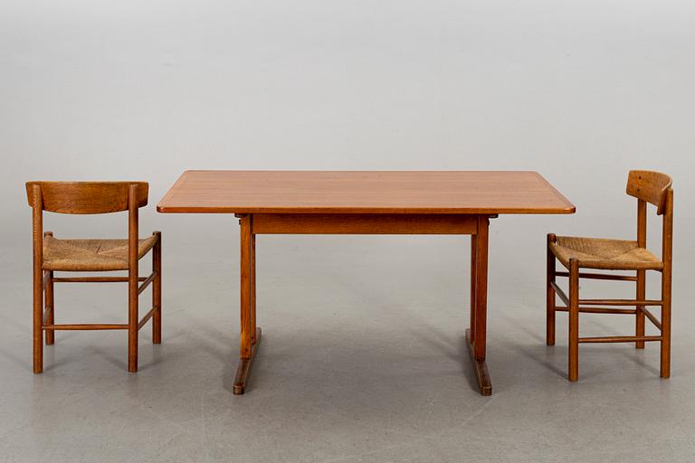 BORD samt STOLAR, 4 st, "Shaker" och "J39", Børge Mogensen, 1900-talets andra hälft.