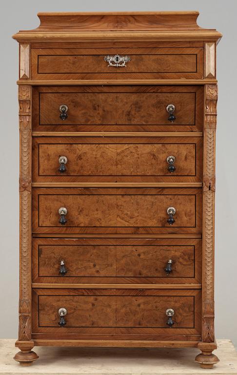 BYRÅ, nyrenässans, 1800-talets slut.