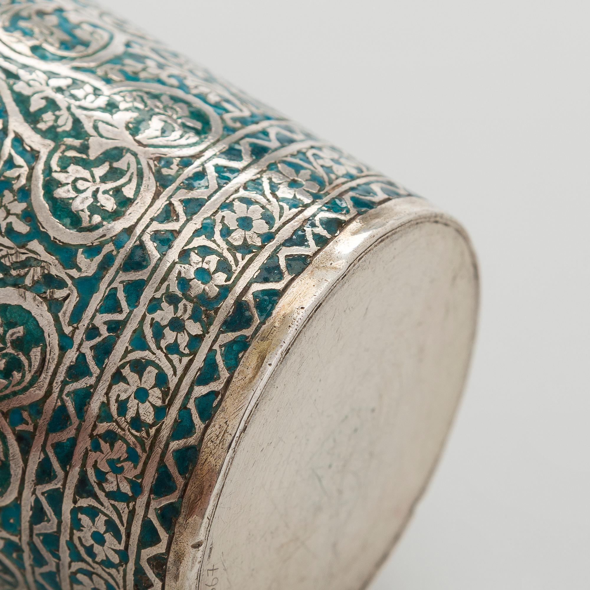 Bägare, silver och emalj, Indien sannolikt kring 1900.