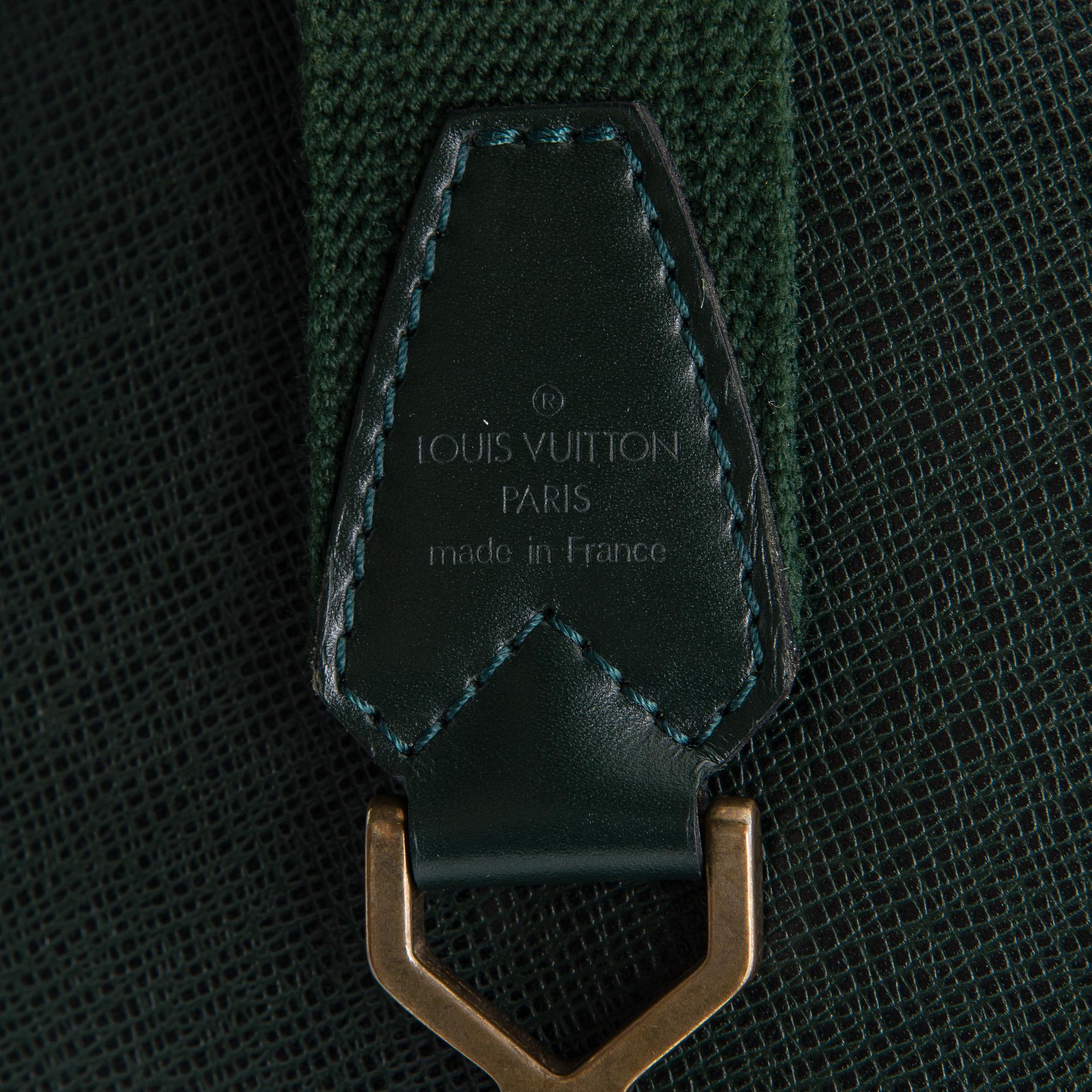 Louis Vuitton, A 'Taiga Kendall GM' Bag.