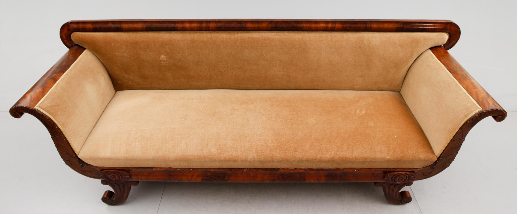 SOFFA, senempire, 1800-talets mitt.