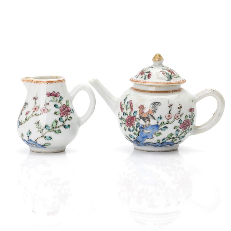 A Chinese famille rose porcelain teapot with cover and milk jug, Qing dynasty, Qianlong (1736–95).