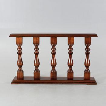 BALUSTRAD, omkring 1900-talets mitt.
