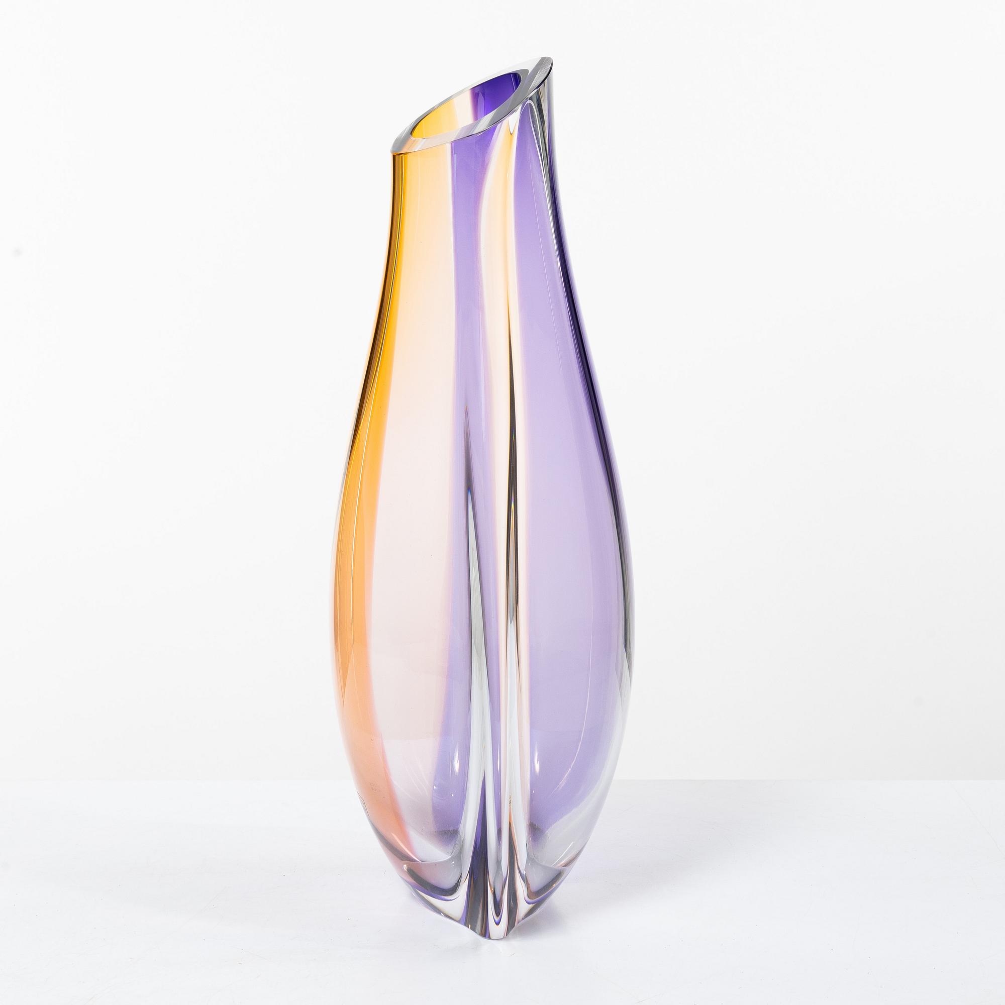 Göran Wärff, Vase, glass, "Orchid", Kosta Boda.