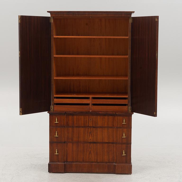 Axel Bäck, skåp, Eksjö, signerat och daterat 1950.